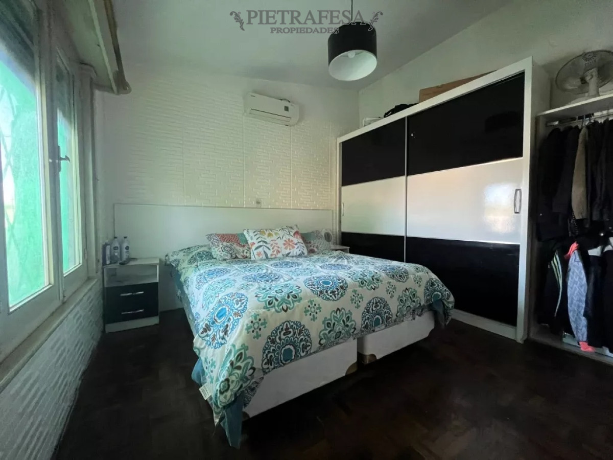Casa ID.10986 - Casa en venta, 3 dorm, 3 baños, fondo, barbacoa, cochera