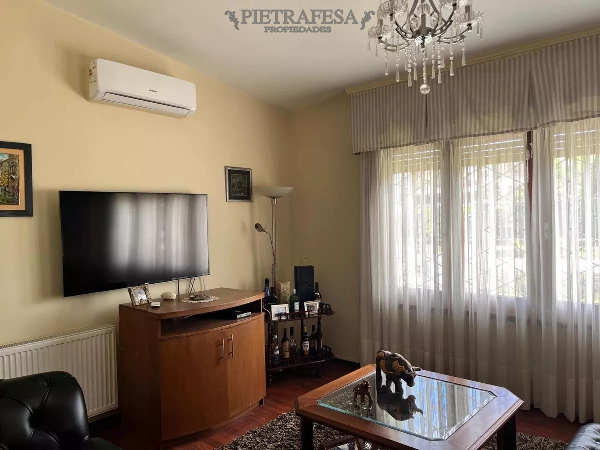 Casa ID.13058 - Casa en venta 3 dormitorios, 3 baños, gje- Punta Gorda