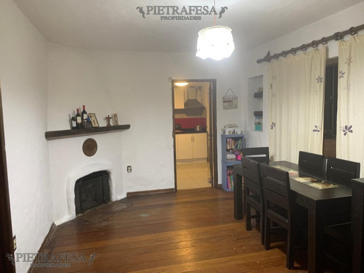 Casa ID.9634 - 2 casas en venta 6dormitorios, 8 baños, fondo-Carrasco Norte