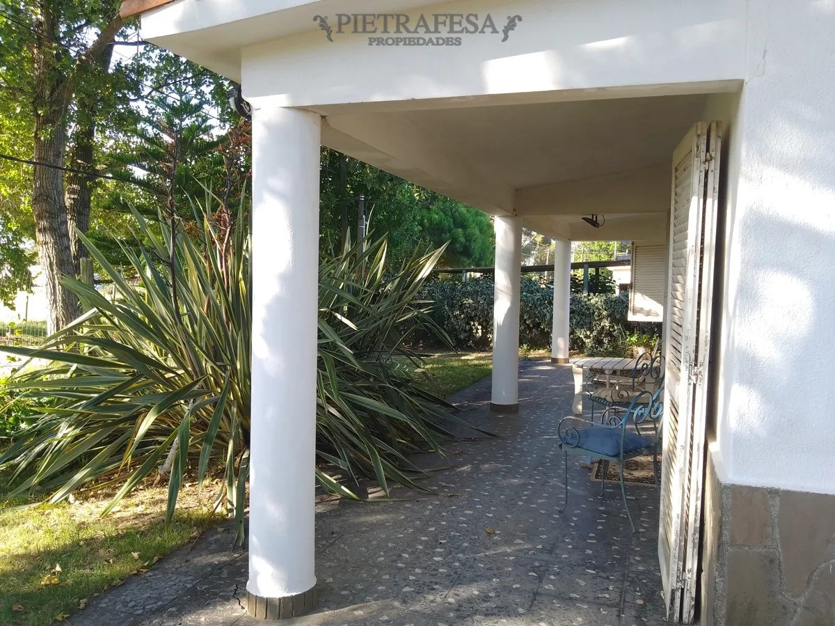 Casa ID.8686 - Casa en venta 3 dormitorios, 1 baño jardín y garaje-San Antonio -Parque Carrasco