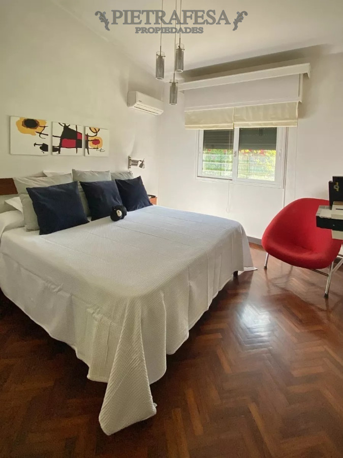 Casa ID.6238 - Casa en venta 3 dormitorios, 3 baños, fondo con barbacoa, piscina y garaje-Lancasteriana-Carrasco Norte