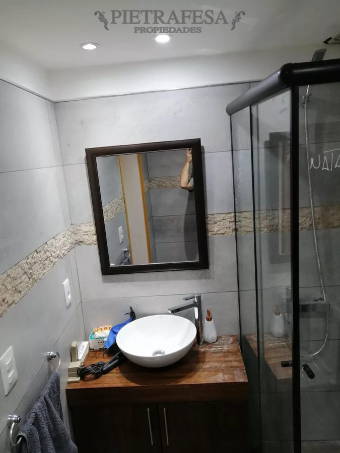 Casa ID.9504 - Casa en venta 2 dormitorios, 3 baños, azotea,gje-Reducto