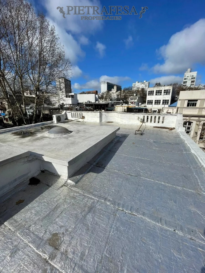 Casa ID.6490 - Casa en venta 3 dormitorios, 1 baño y azotea- Paysandú- Cordón