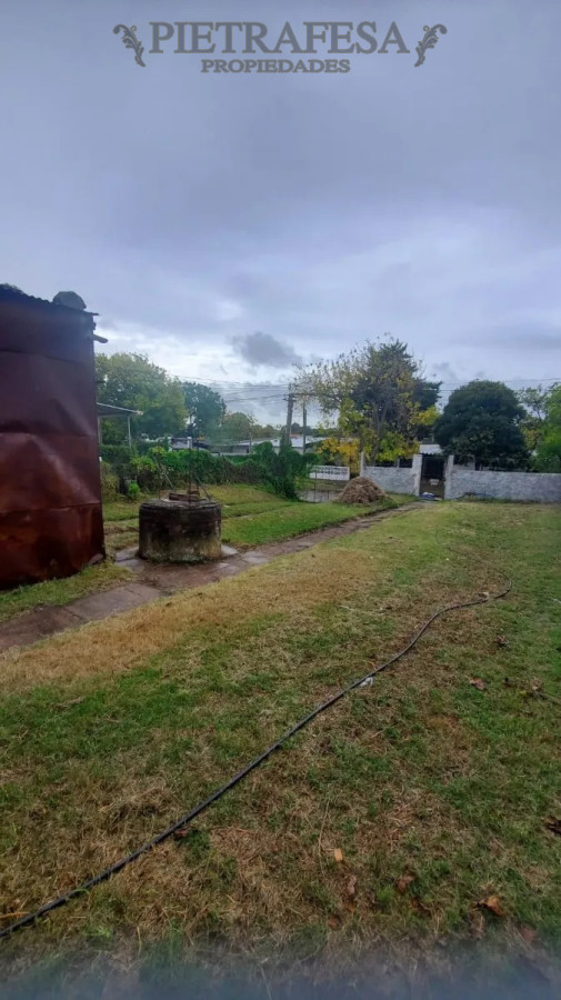 Casa ID.13842 - Oportunidad! 2 casas en venta con amplio terreno y galpón-Hipódromo