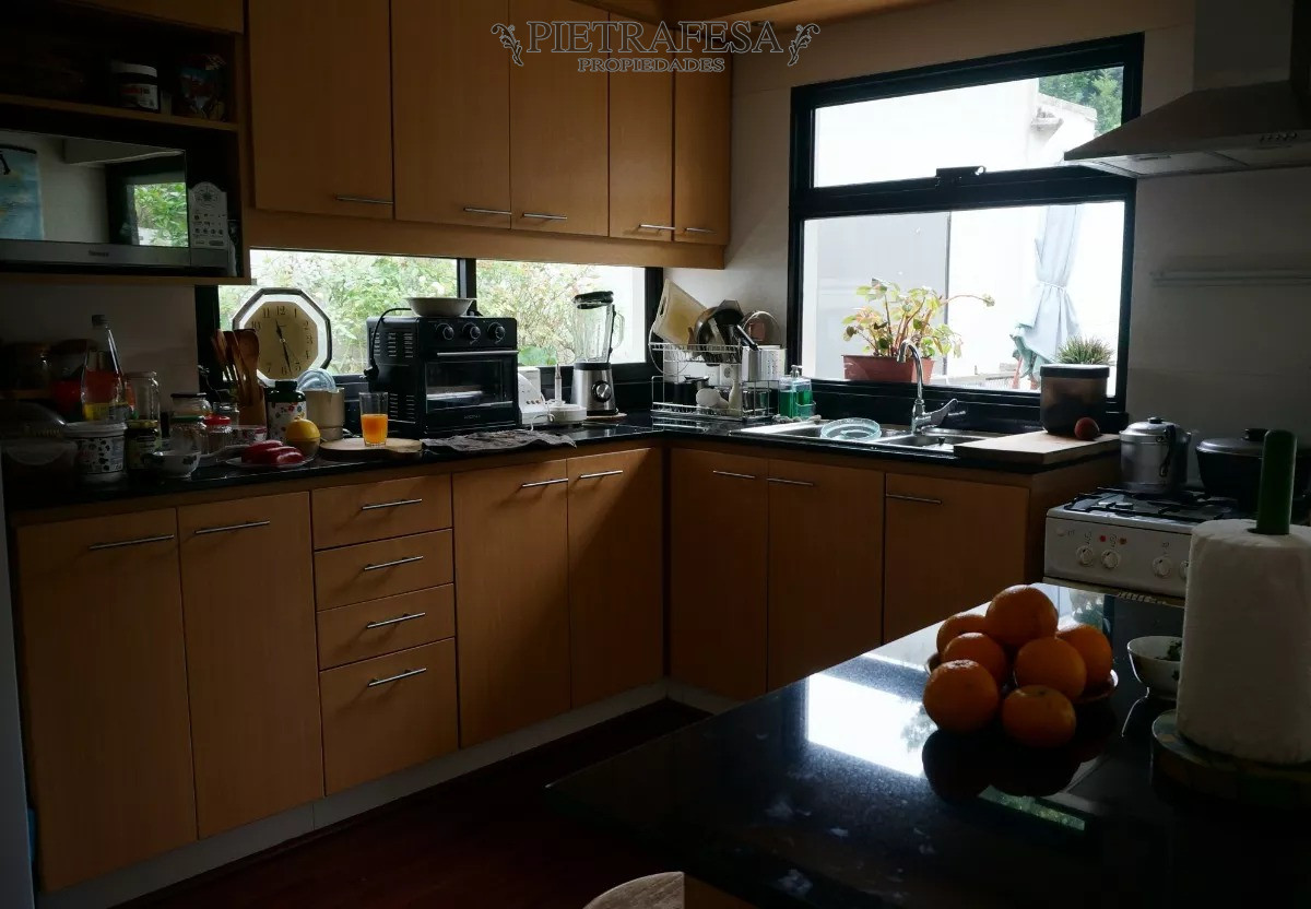 Casa ID.12799 - Casa 3 dormitorios, 3 baños, garaje-Malvin 