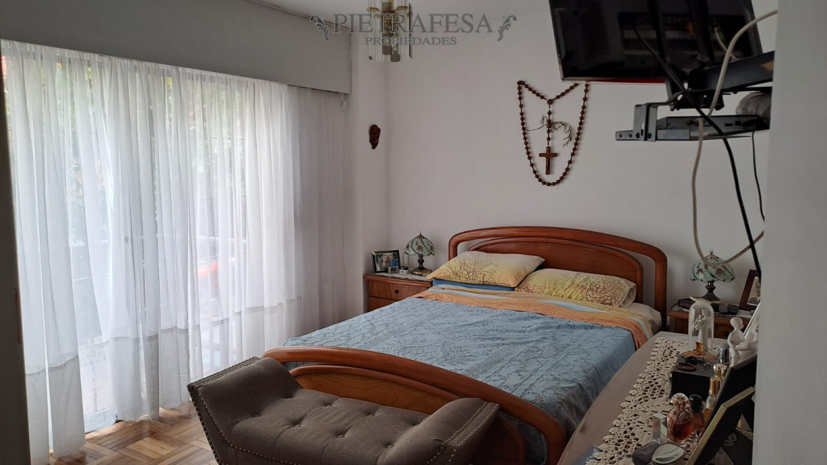 Casa ID.14035 - Casa En Cordón excelente ubicación! 3 Dorm Y Garage Padrón Único