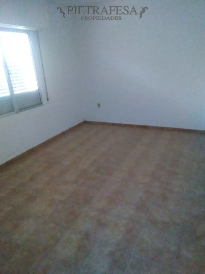 Casa ID.4057 - Casa en venta con renta - 2 dormitorios 1 baño con patio - Cochera - Av. Corrientes - Maroñas