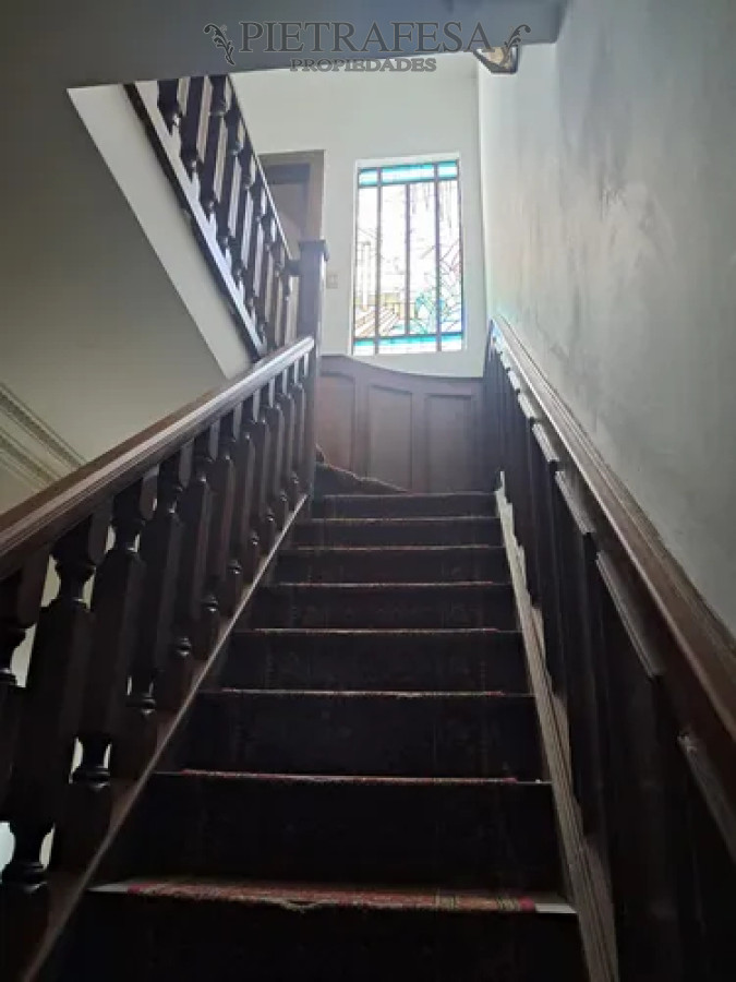 Casa ID.14198 - Casa , 4 dormitorios, 3 baños, patio, garaje, azotea. La Blanqueada.