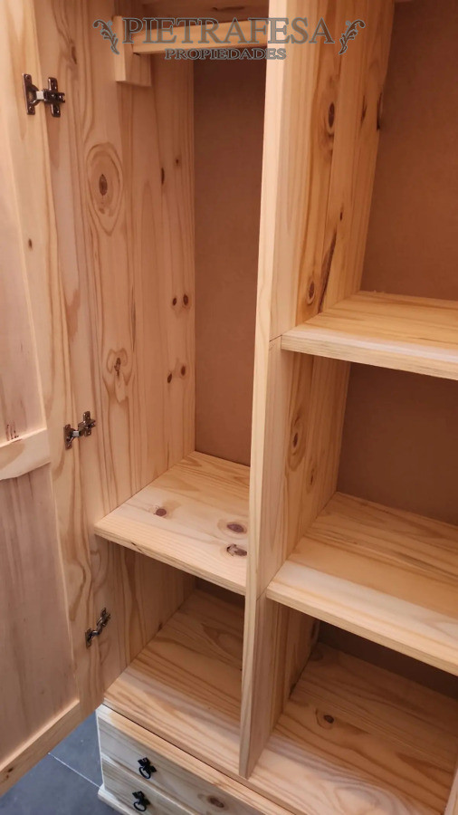 Casa ID.14532 - Casa en alquiler, 2 dormitorios, 1 baño, patio, cochera. Parque Carrasco.