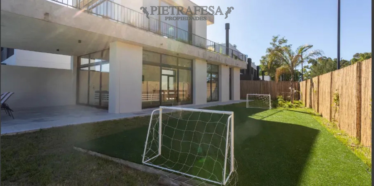 Casa ID.16440 - Casa en venta con renta - 2 dormitorios - 1 baño - Cochera