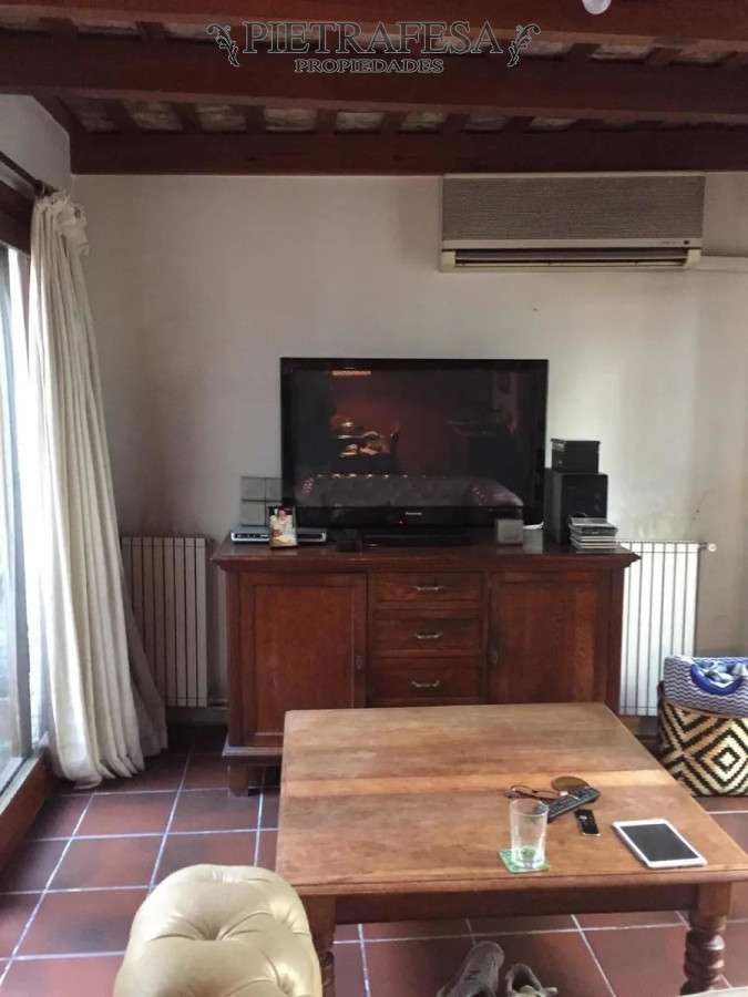 Casa ID.4082 - Casa en venta  3 dormitorios - 4 baños con barbacoa - Cochera - Pablo de Maria - Cordon