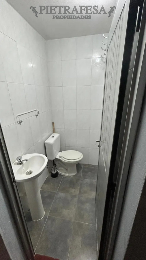 Casa ID.13858 - Casa en venta con piscina, 3 dorm, 4 baños, garaje-Colón 