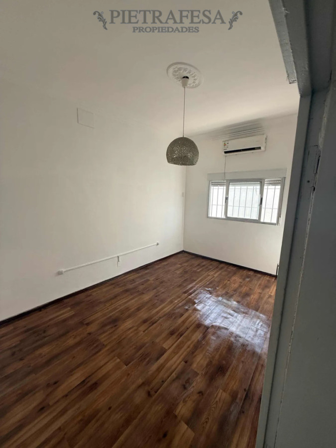 Casa ID.15153 - Casa en venta, 1 dormitorio, 1 baño. Prado.