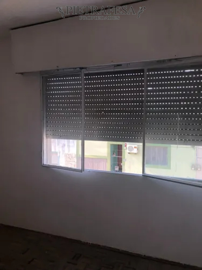 Casa ID.14320 - Casa en venta, 3 dormitorios, 2 baños. Dos plantas. Brazo Oriental.