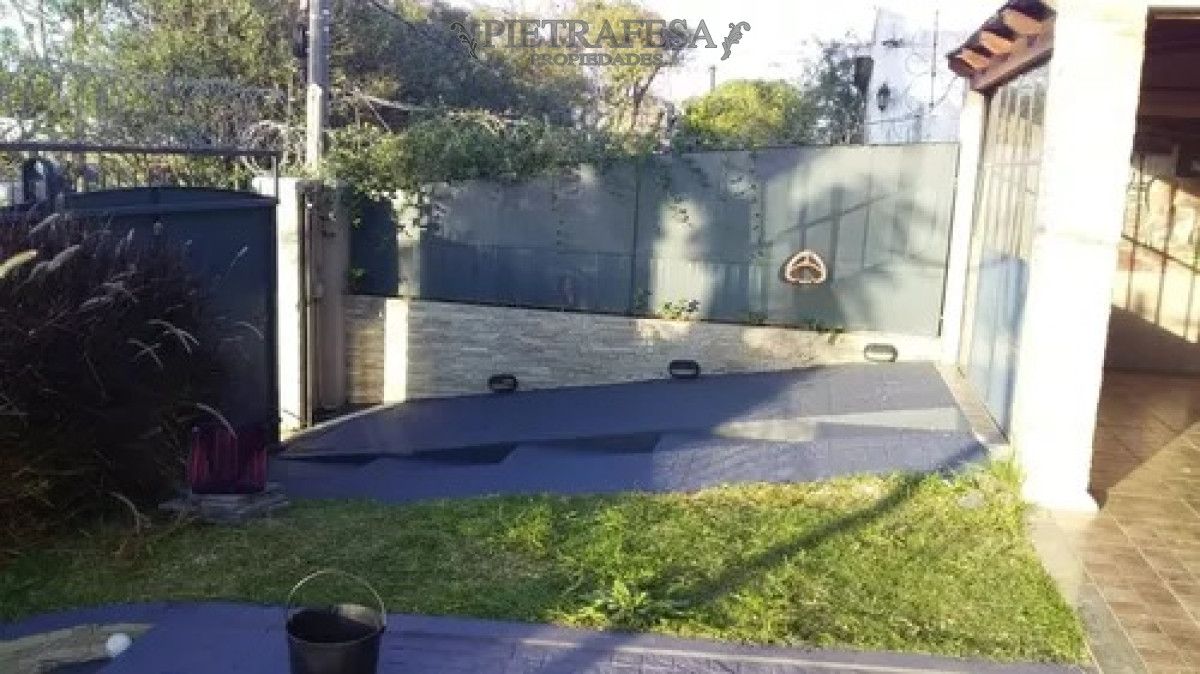Casa ID.10325 - Casa en venta 3 dormitorios,1 baño, cochera-Malvin
