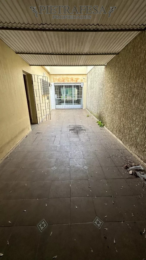 Casa ID.10336 - Casa en venta 4 dormitorios, 3 baños, fondo, gje-Buceo