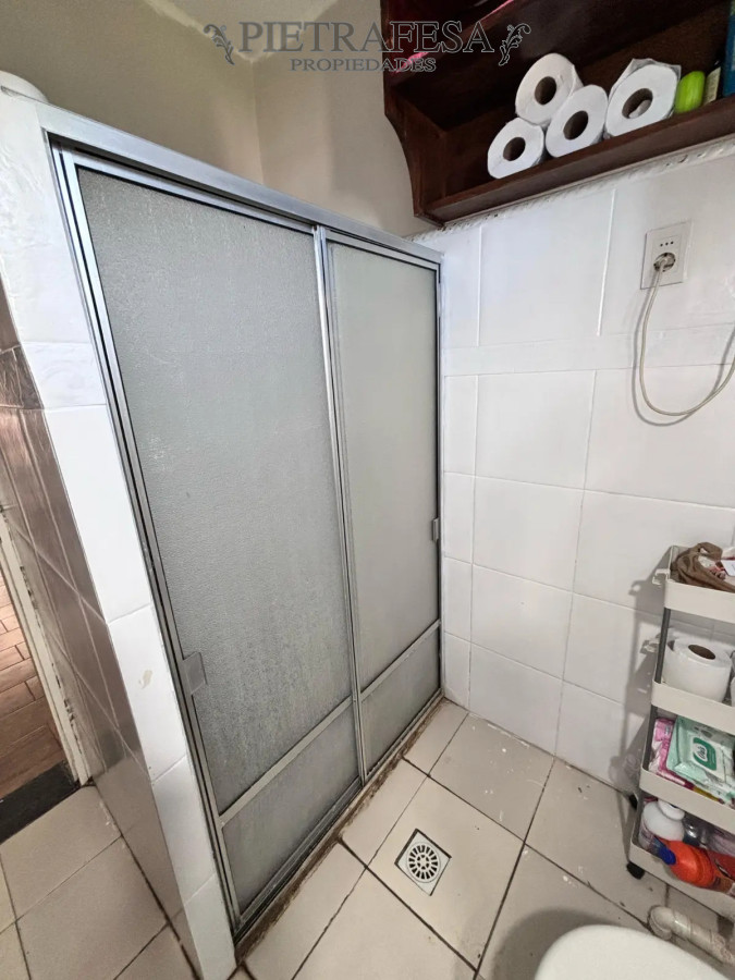 Casa ID.12700 - Casa en venta, 3dormitorios, 1baño, patio, cochera, barbacoa. Flor de Maroñas.