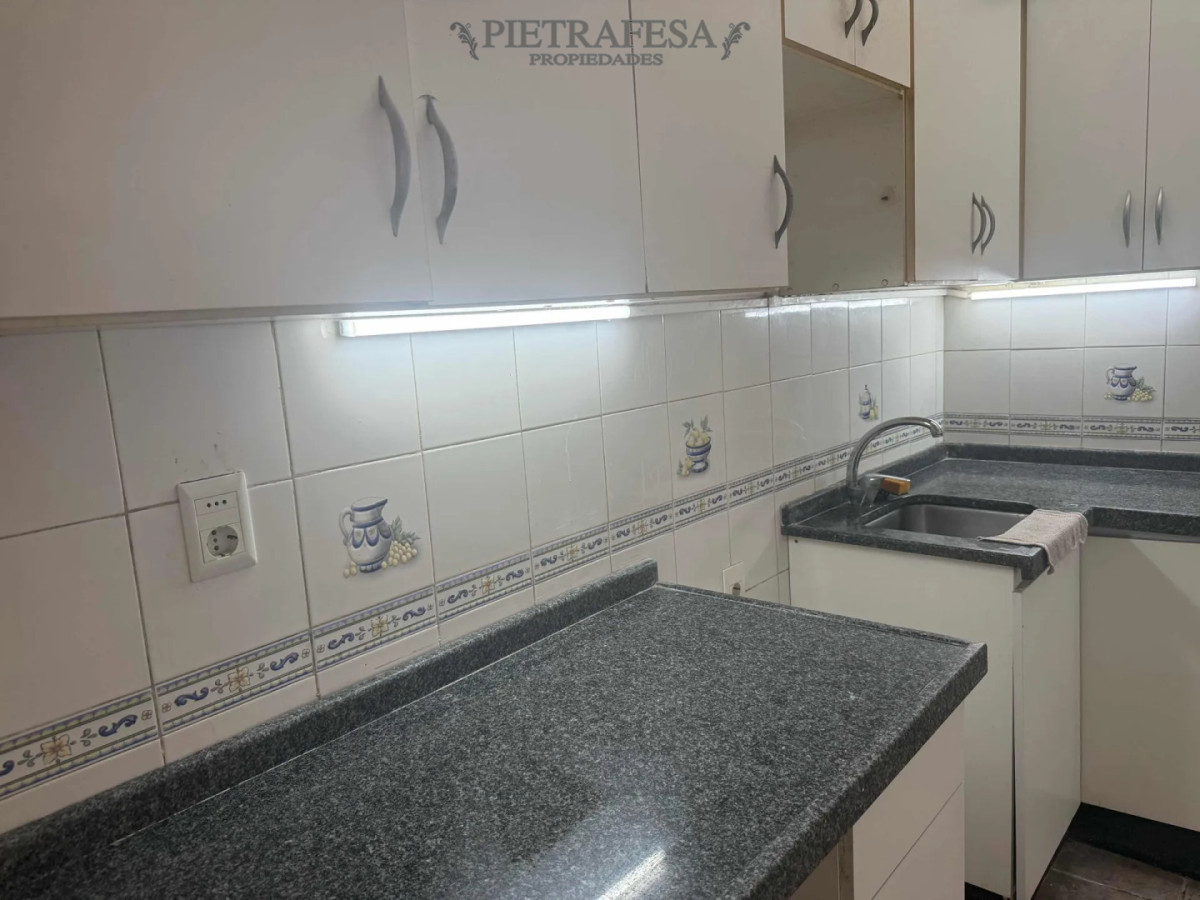 Casa ID.15153 - Casa en venta, 1 dormitorio, 1 baño. Prado.