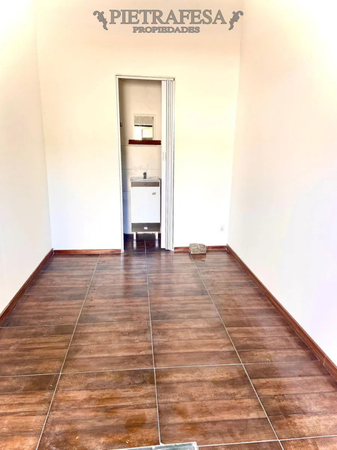 Casa ID.15033 - Casa en venta 3 dormitorios. 2 baños, patio, cochera, Tres Cruces.