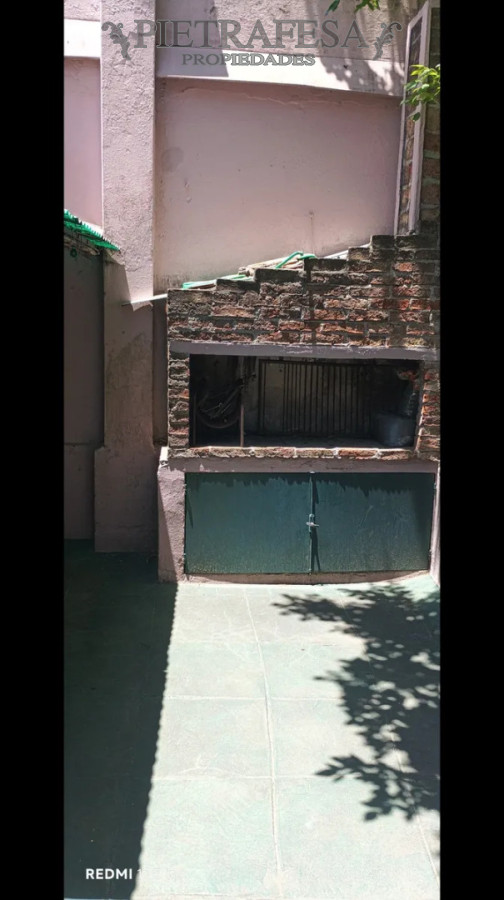 Casa ID.15017 - Casa en venta, 3 dormitorios, 1 baño, patio con parrillero. La Blanqueada.