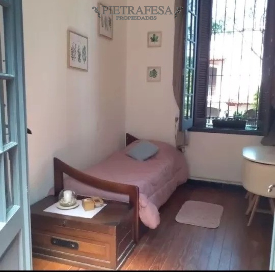 Casa ID.5832 - Casa en venta 3 dormitorios, 1 baño y azotea con parrillero- Miñones- Punta Carretas