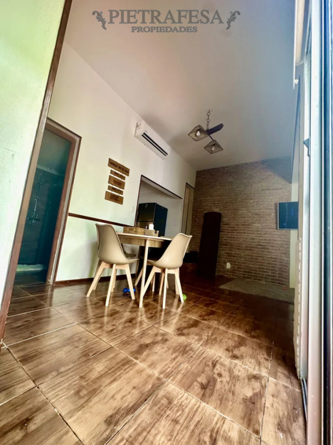 Casa ID.15033 - Casa en venta 3 dormitorios. 2 baños, patio, cochera, Tres Cruces.