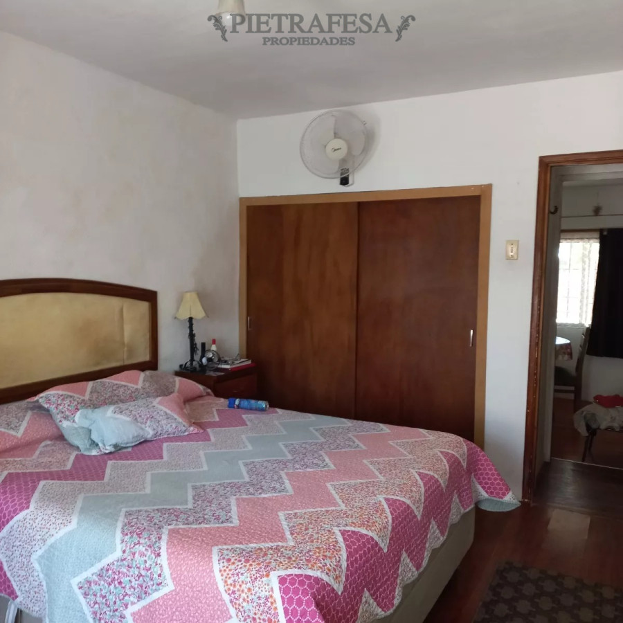 Casa ID.12250 - Casa en venta 2 dormitorios, 2 baños, patio-Colón 