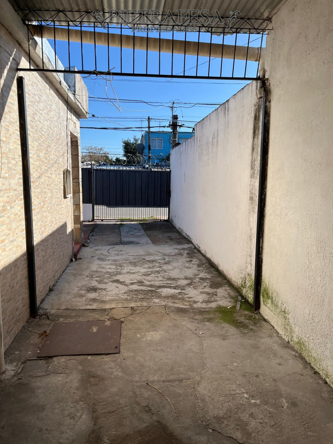 Casa ID.14063 - Casa en venta 2 Dormitorios - Garaje para 2 Autos - Villa Española