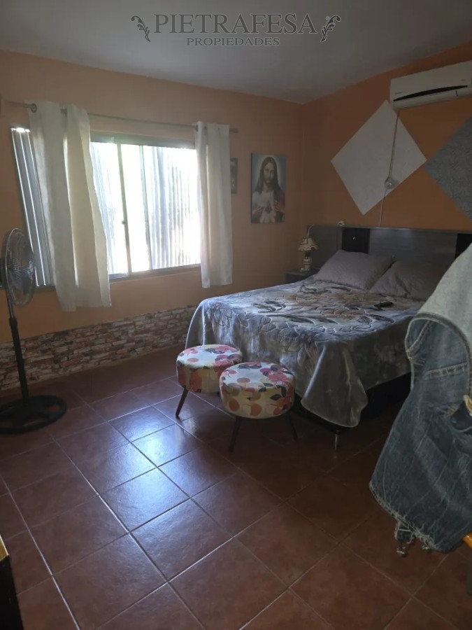 Casa ID.13436 - Casa en venta 2 dormitorios, 1 baño, fondo-Colón 
