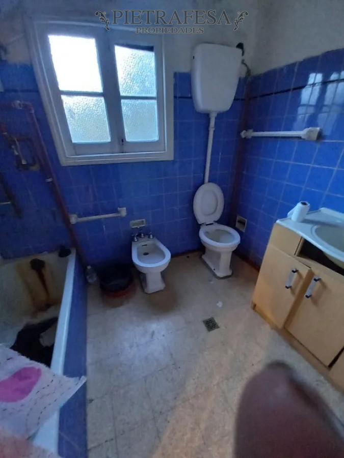 Casa ID.13871 - Casa a reciclar en venta 1 dormitorio ,1 Baño, Patio y Garaje - Unión