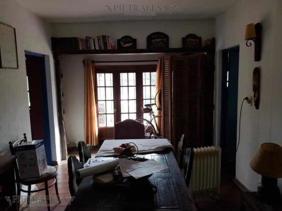 Casa ID.9634 - 2 casas en venta 6dormitorios, 8 baños, fondo-Carrasco Norte