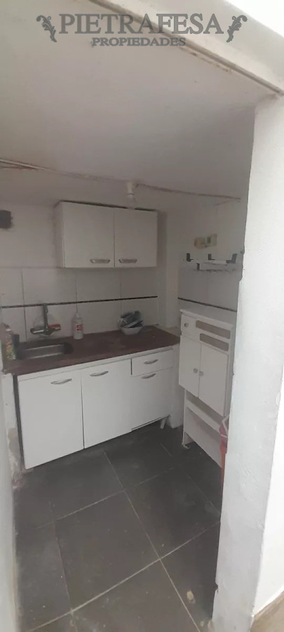 Casa ID.11239 - Casa en venta, 5 dormitorios, 1 baño-Aguada