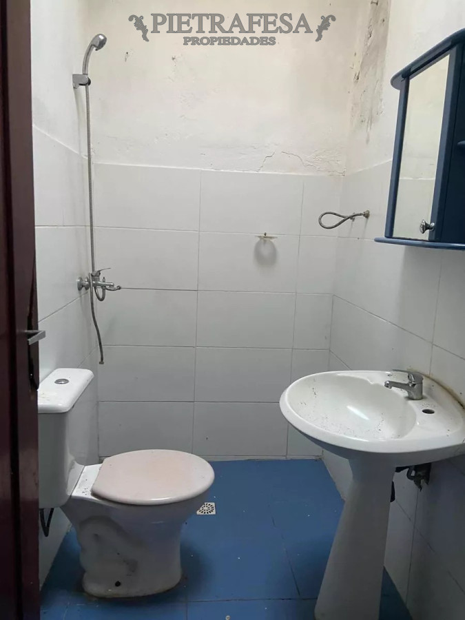 Casa ID.12354 - Casa y local a reciclar en venta, 2 dormitorios- La Teja 