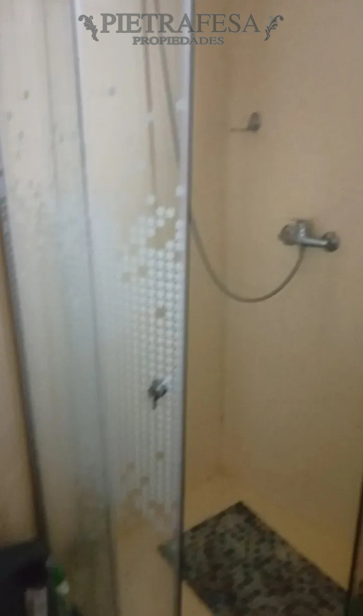 Casa ID.16215 - Casa en alquiler, 2 dormitorios, 1 baño, patio. Carrasco.