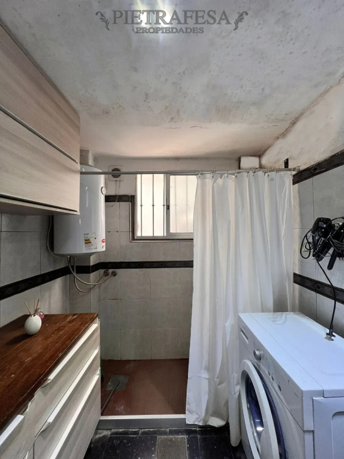 Casa ID.5276 - 2 casas mas galpón en venta, 3 dormitorios, 1 baño y fondo con parrillero- Avenida General San Martín -Brazo Orienta