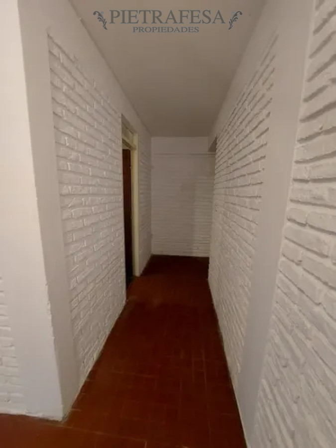 Casa ID.14336 - Casa en venta, 4 dormitorios, 3 baños, patio con parrillero, garaje doble. Puertito del Buceo.