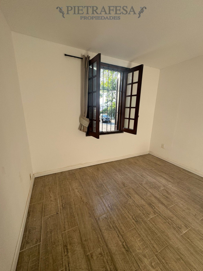 Casa ID.12234 - Casa en alquiler, 2 dormitorios, 1baño. Malvin. 