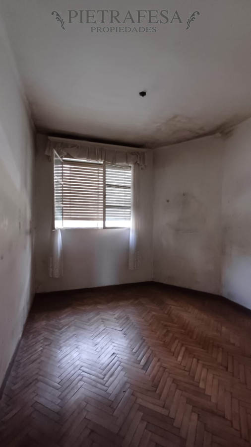 Casa ID.13895 - Casa a reciclar 2 dormitorios, 1 baño- Aires Puros 