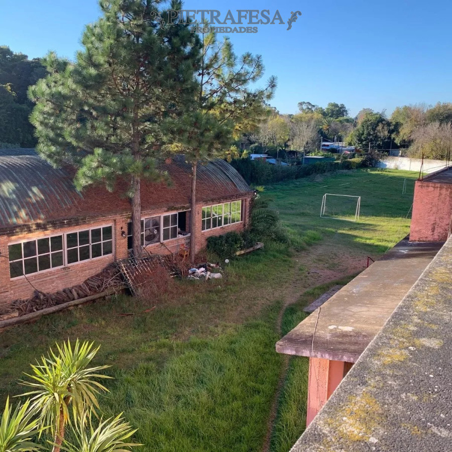 Casa ID.12833 - Casona en venta 5 dormitorios gran terreno-Colón 