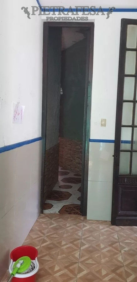 Casa ID.906 - Casa con renta en venta  4 dormitorios 1 baño Guaviyu La Figurita  