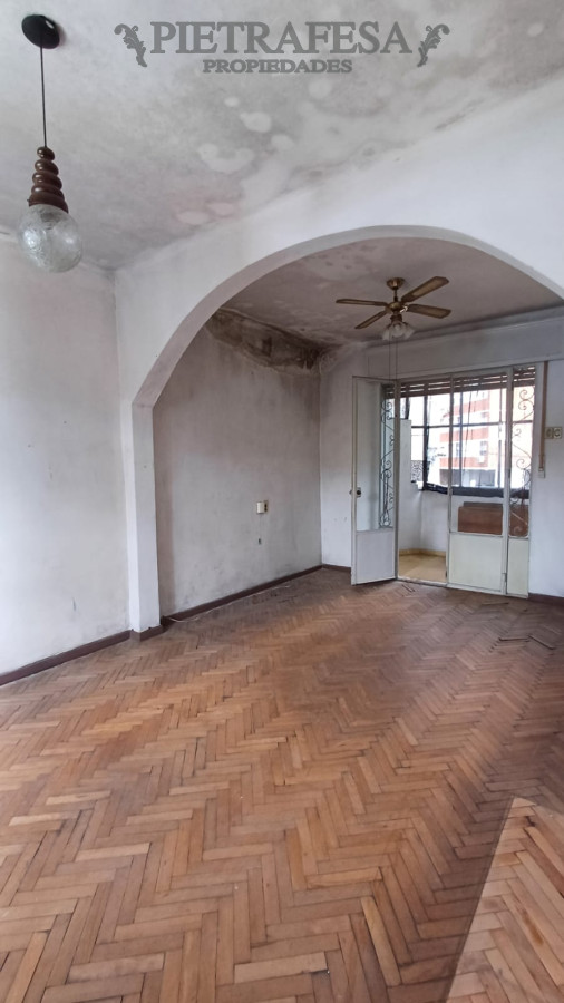 Casa ID.13895 - Casa a reciclar 2 dormitorios, 1 baño- Aires Puros 