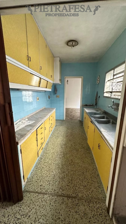 Casa ID.10336 - Casa en venta 4 dormitorios, 3 baños, fondo, gje-Buceo