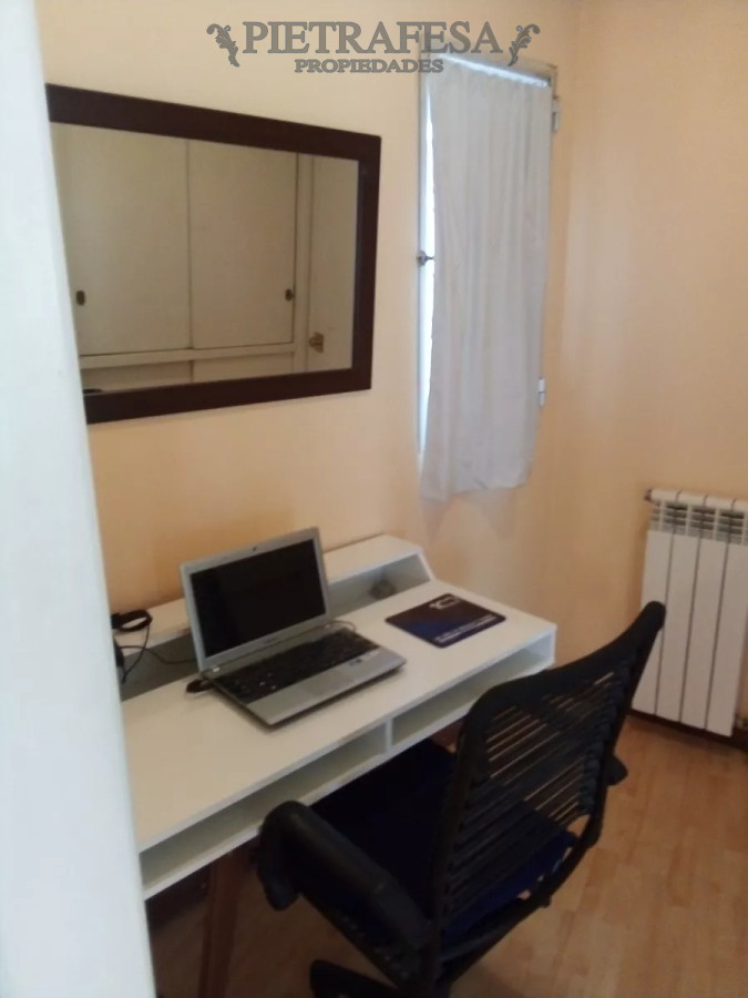 Casa ID.10839 - Casa en alquiler, amoblada, 2 dormitorios, 1 baño, patio, garaje,Punta Gorda.