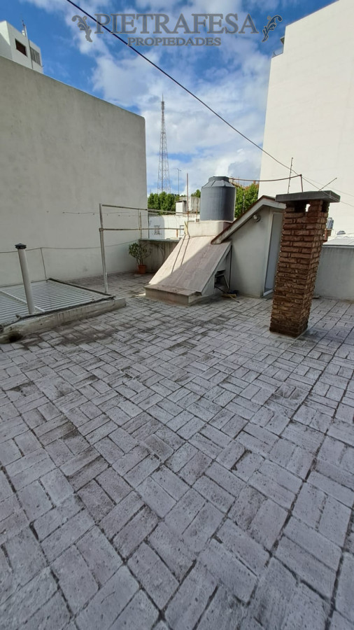 Casa ID.14035 - Casa En Cordón excelente ubicación! 3 Dorm Y Garage Padrón Único