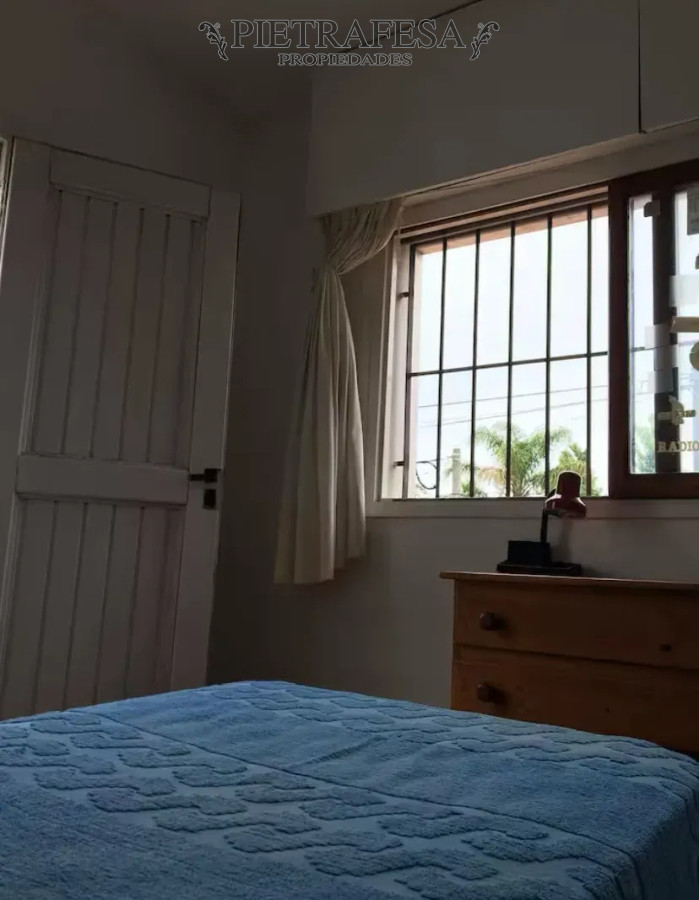 Casa ID.15280 - Casa en alquiler, 4 dormitorios, 3 baños, patio, cochera. Carrasco.