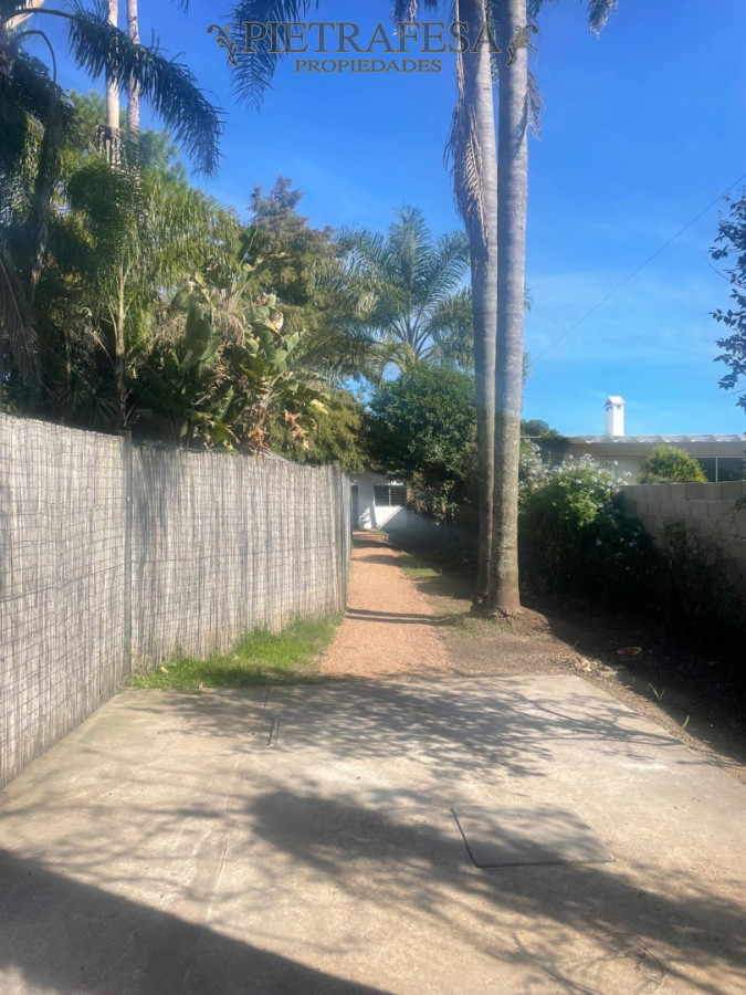 Casa ID.16085 - Cómoda y funcional casa en Paso Carrasco próximo a Av. De las Americas 