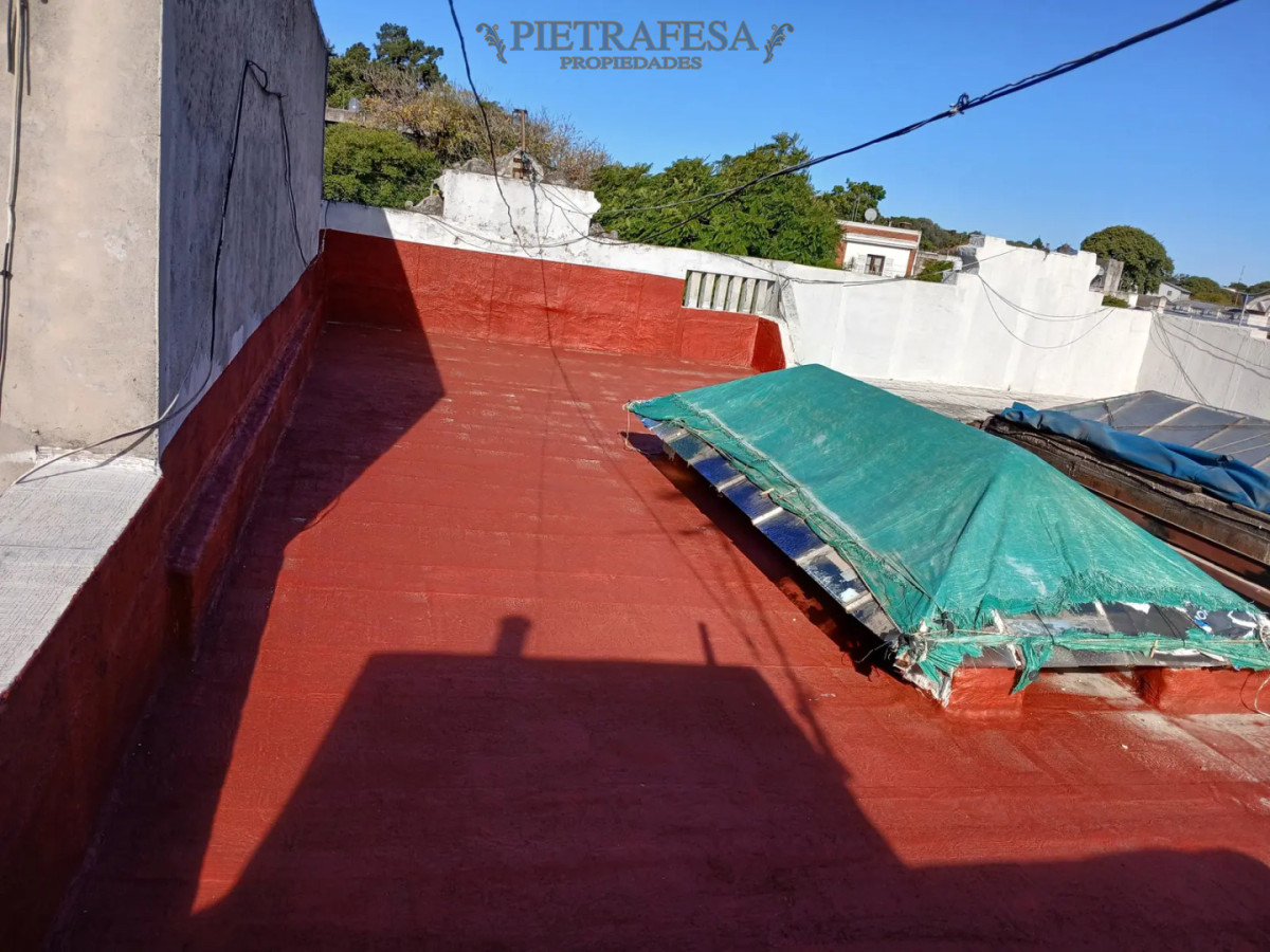 Casa ID.15328 - Casa en venta, 4 dormitorios, 1 baño, azotea. Ituzaingo.