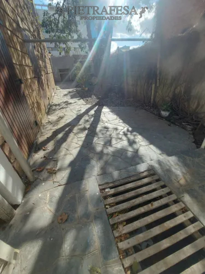 Casa ID.14336 - Casa en venta, 4 dormitorios, 3 baños, patio con parrillero, garaje doble. Puertito del Buceo.