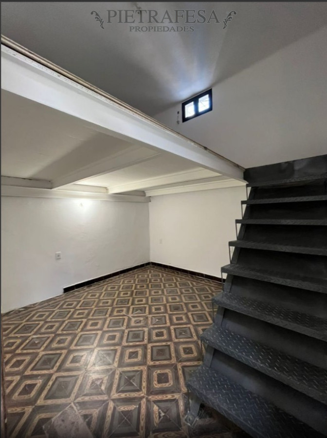 Casa ID.6490 - Casa en venta 3 dormitorios, 1 baño y azotea- Paysandú- Cordón C/RENTA