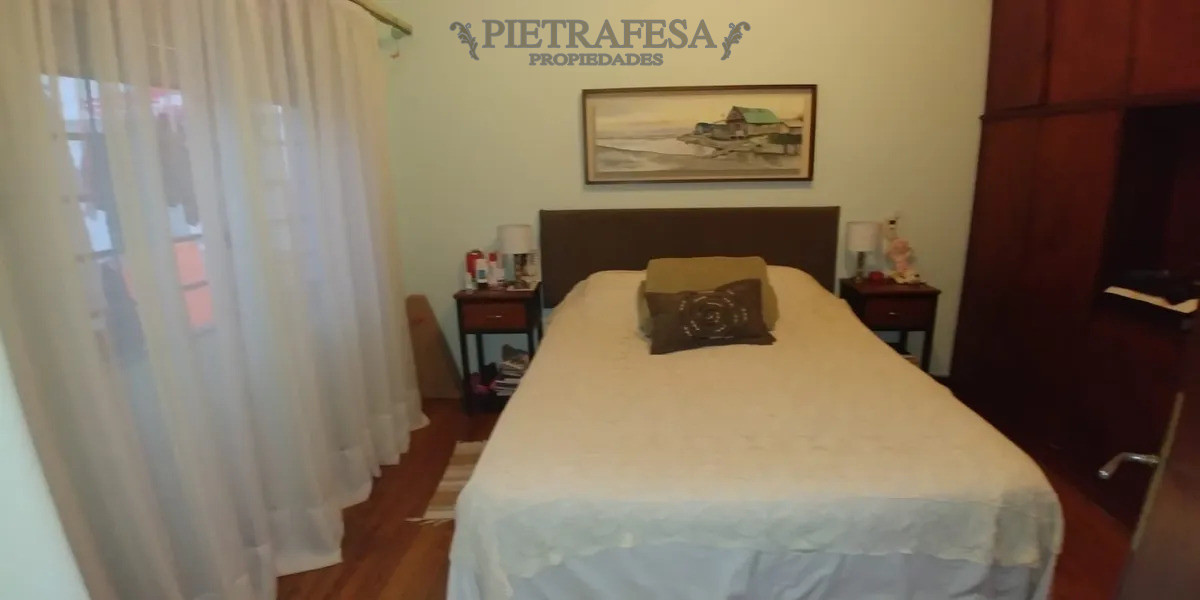 Casa ID.15028 - Casa ph en venta, 3 dormitorios, 2 baños, terraza, garaje, cochera. Atahualpa.